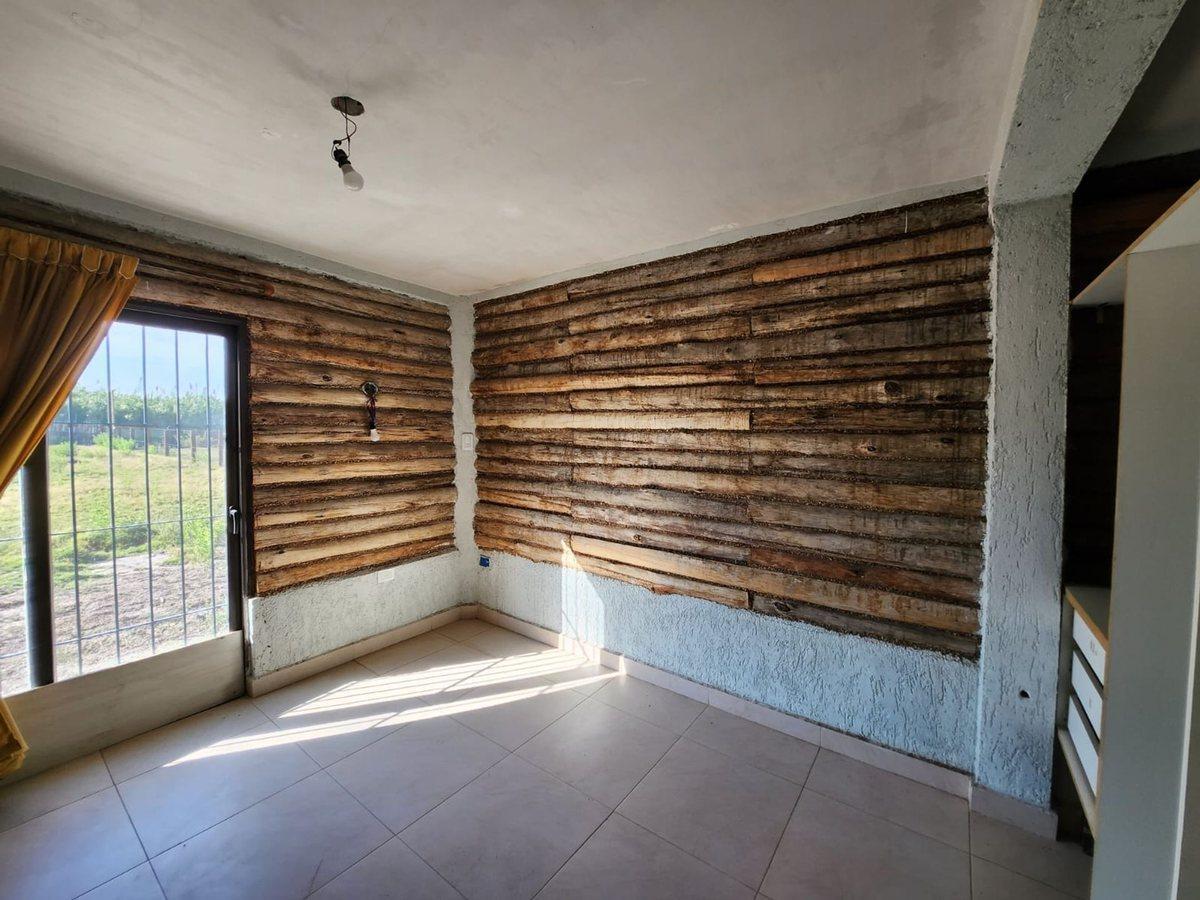 Casa en Venta C/ Baño en Suite en Rodeo del Medio 5