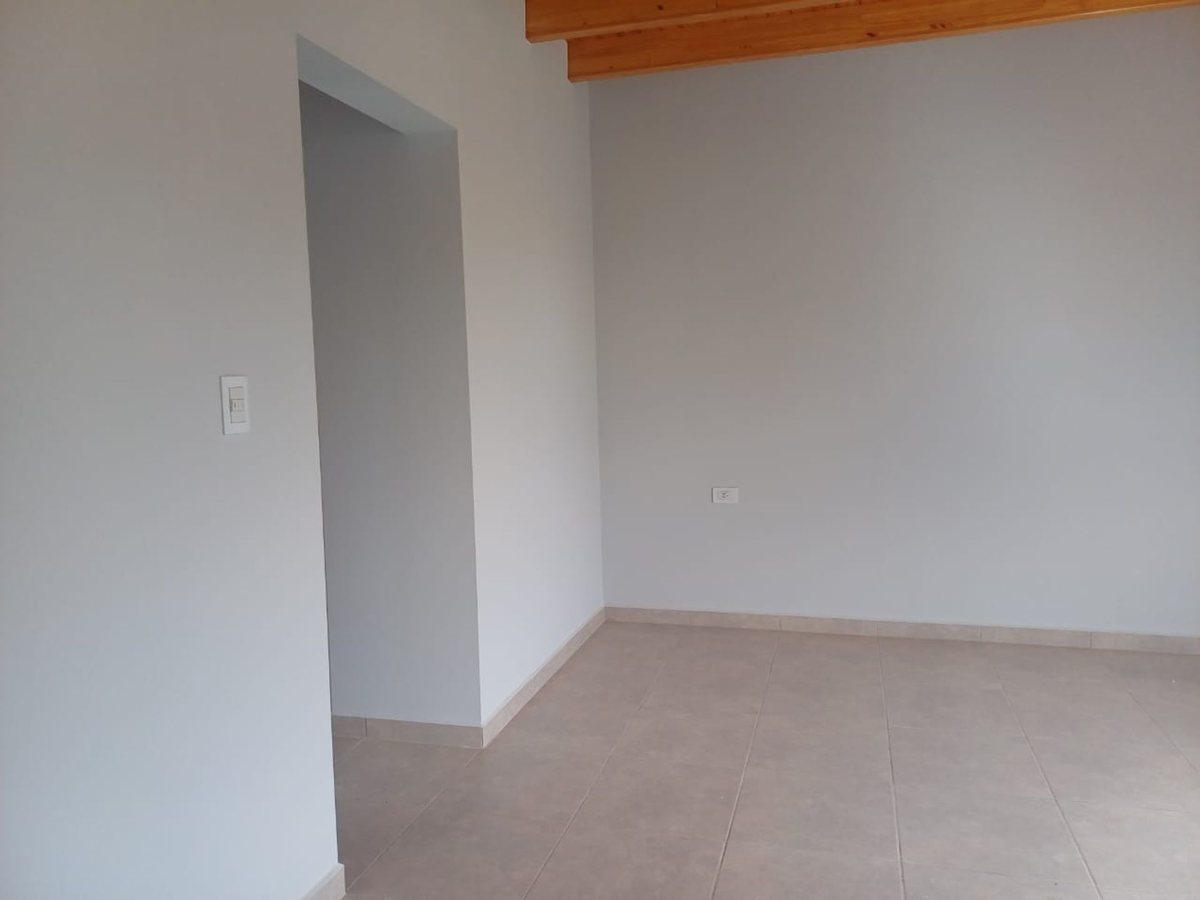 Departamento Dos Dorm. P. Baja Carrodilla 4