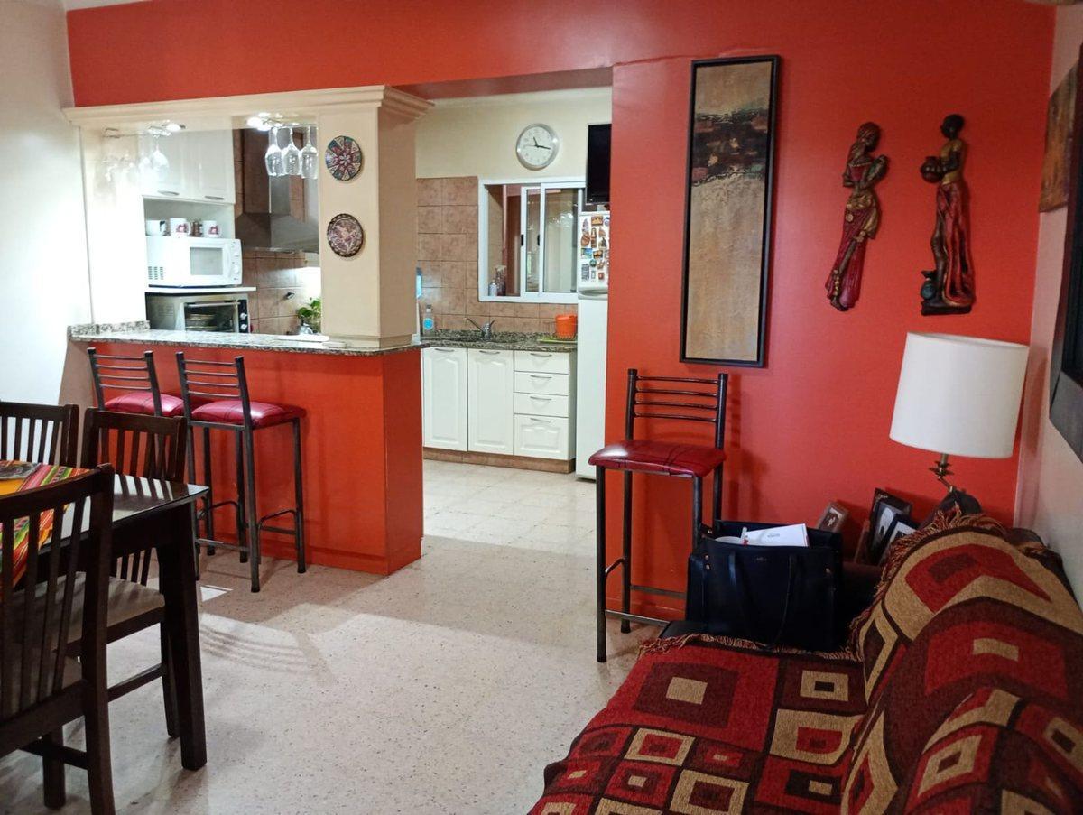 Venta Impecable Departamento en Ciudad Mendoza 2