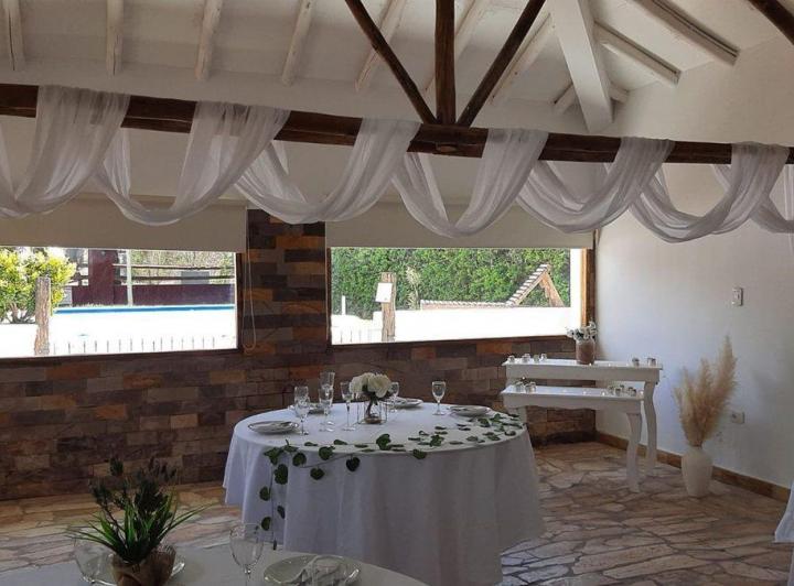 VENTA COMPLEJO TURISTICO CALLE CUBILLOS SAN RAFAEL 5