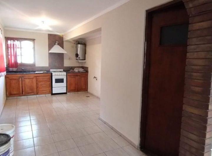 Venta de casa en Godoy Cruz. 3