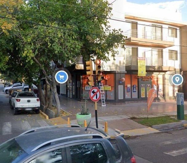 Departamento ,calle Paso de los Andes y Godoy 4