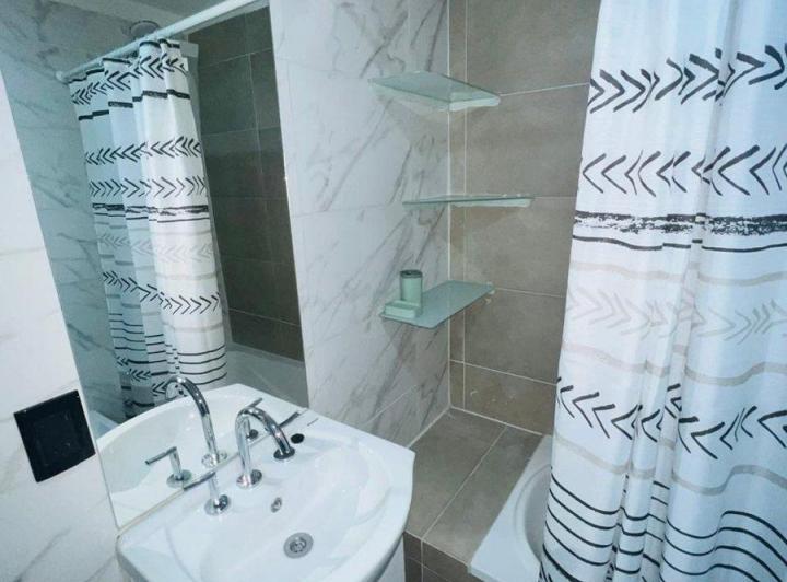Departamento ,calle Paso de los Andes y Godoy 5