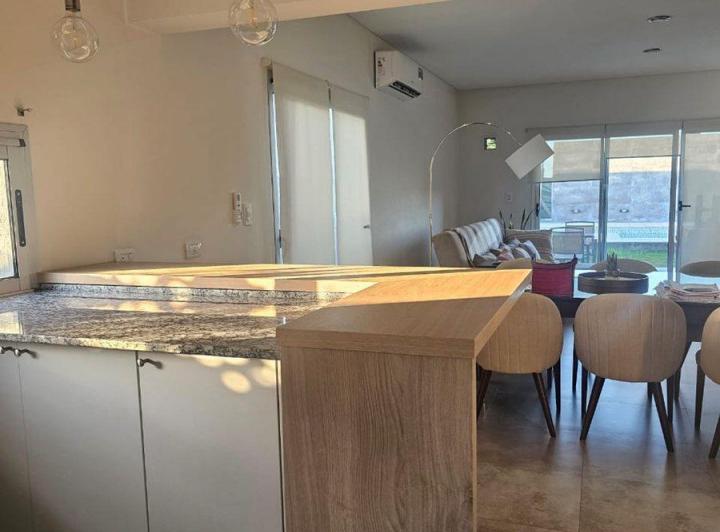 Casa en Venta en Barrio Privado Las Cortaderas 2 5