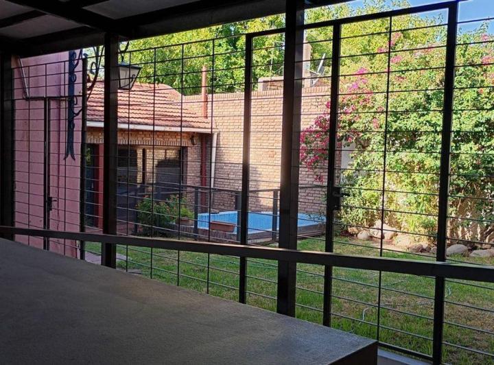 VENTA DE CASA BARRIO BOMBAL SUR GODOY CRUZ 2