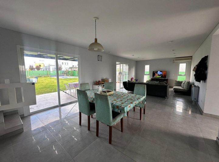 CASA EN BARRIO PRIVADO LA TOSCANA 3