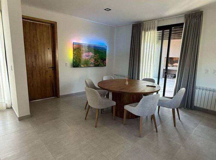 Casa en Venta en Barrio Privado Las Retamas, Maipú 3