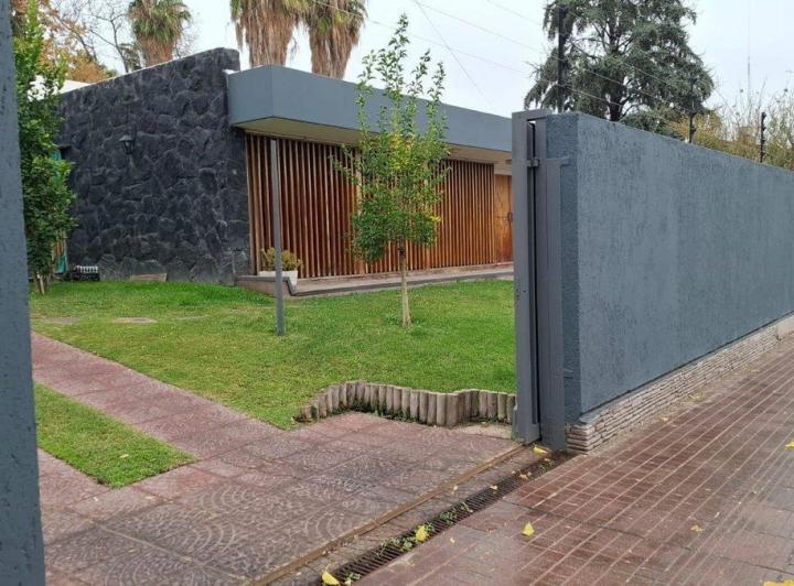 Casa de Categoria, Godoy Cruz 4