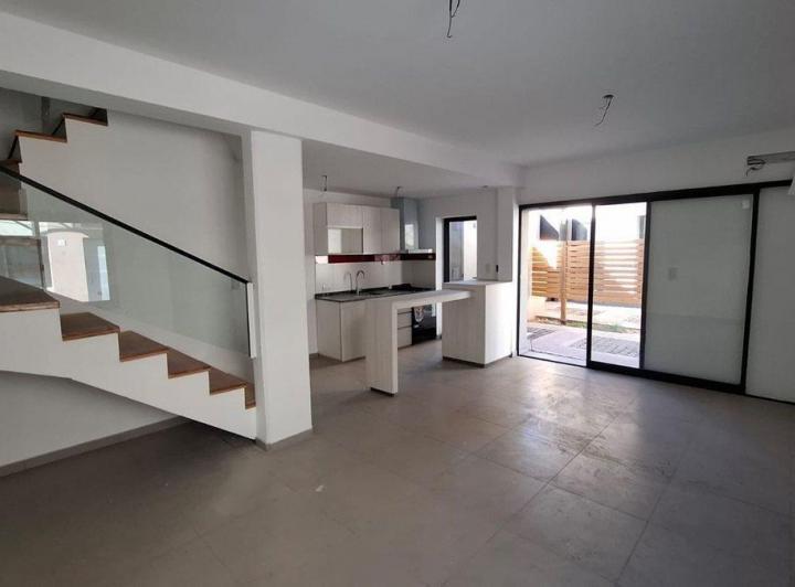 Duplex en venta, Las Heras Norte 5