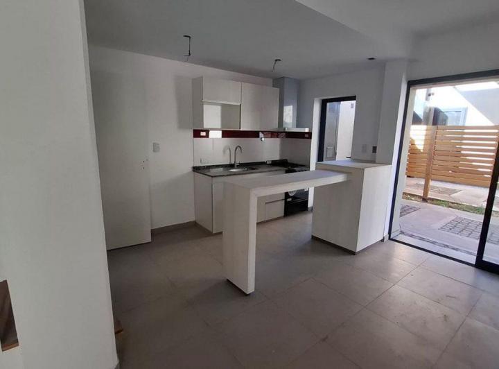 Duplex en venta, Las Heras Norte 3