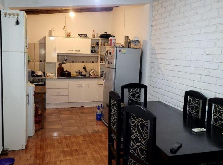 2 CASA c/ PILETA EN VENTA B° CERRO DE LA CAPILLA 2