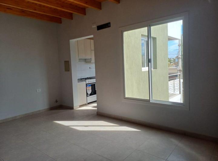DEPARTAMENTO DOS DORMITORIOS P.BAJA  CARRODILLA 5