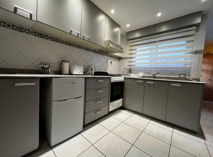 EN VENTA DEPARTAMENTO QUINTA SECCION REMAX 2