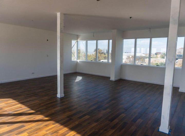 Edificio en alquiler - Guaymallen - Excelente zona 4
