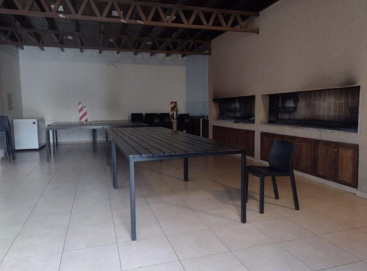 ALQUILER departamento Cuarta sección oeste Mendoza 2