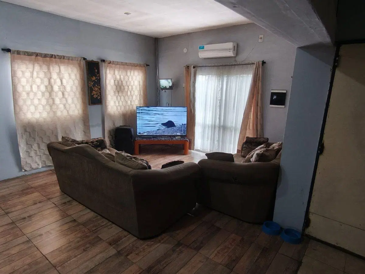 Oportunidad, Casa y 1200m² de parque. 4