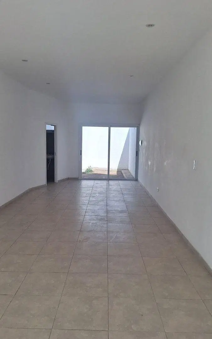 Venta Local. A Estrenar Guaymallén.  Financiación 2