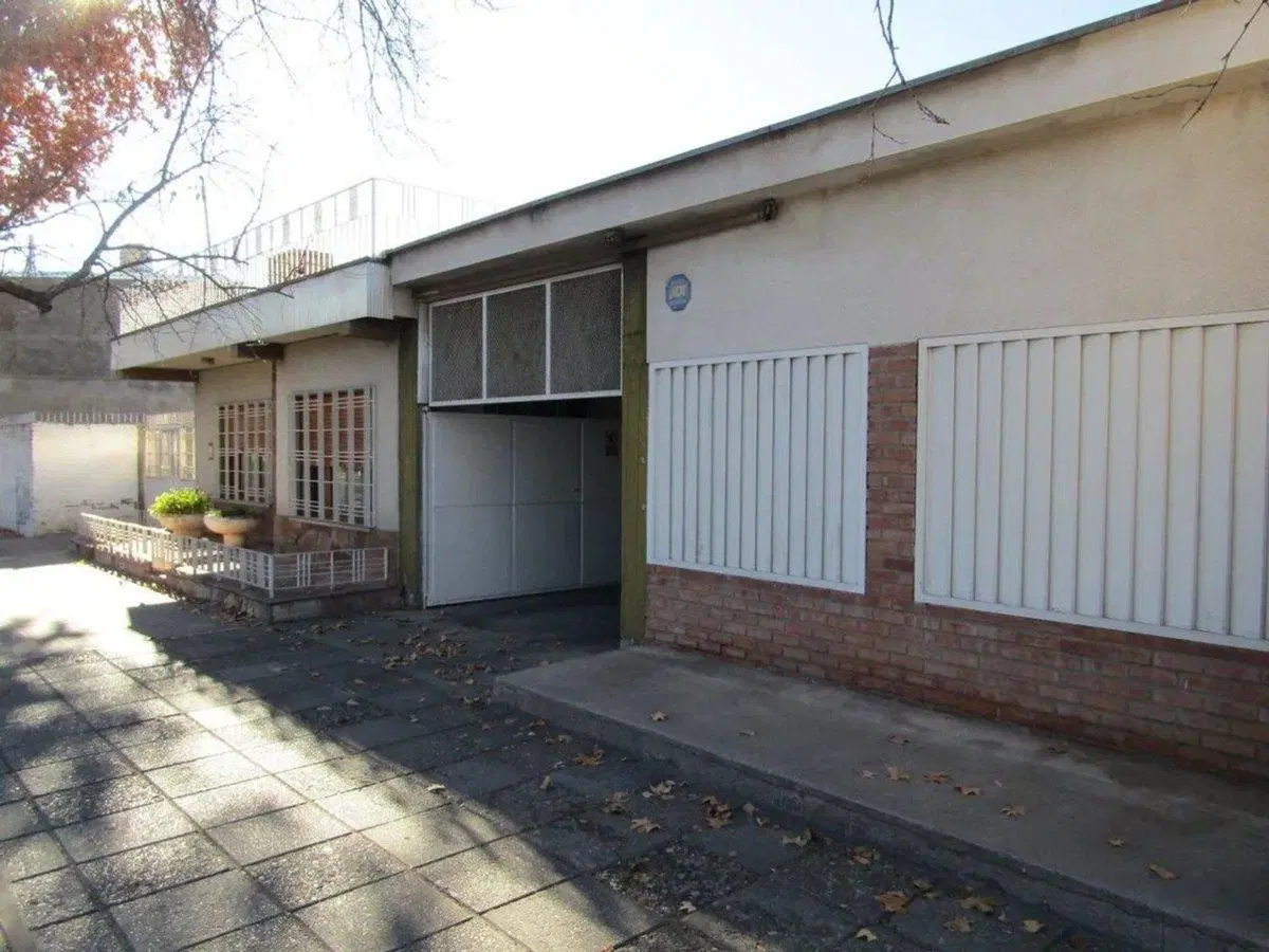 VENTA ESQUINA CENTRICA CASAS Y GALPONES SAN RAFAEL 3