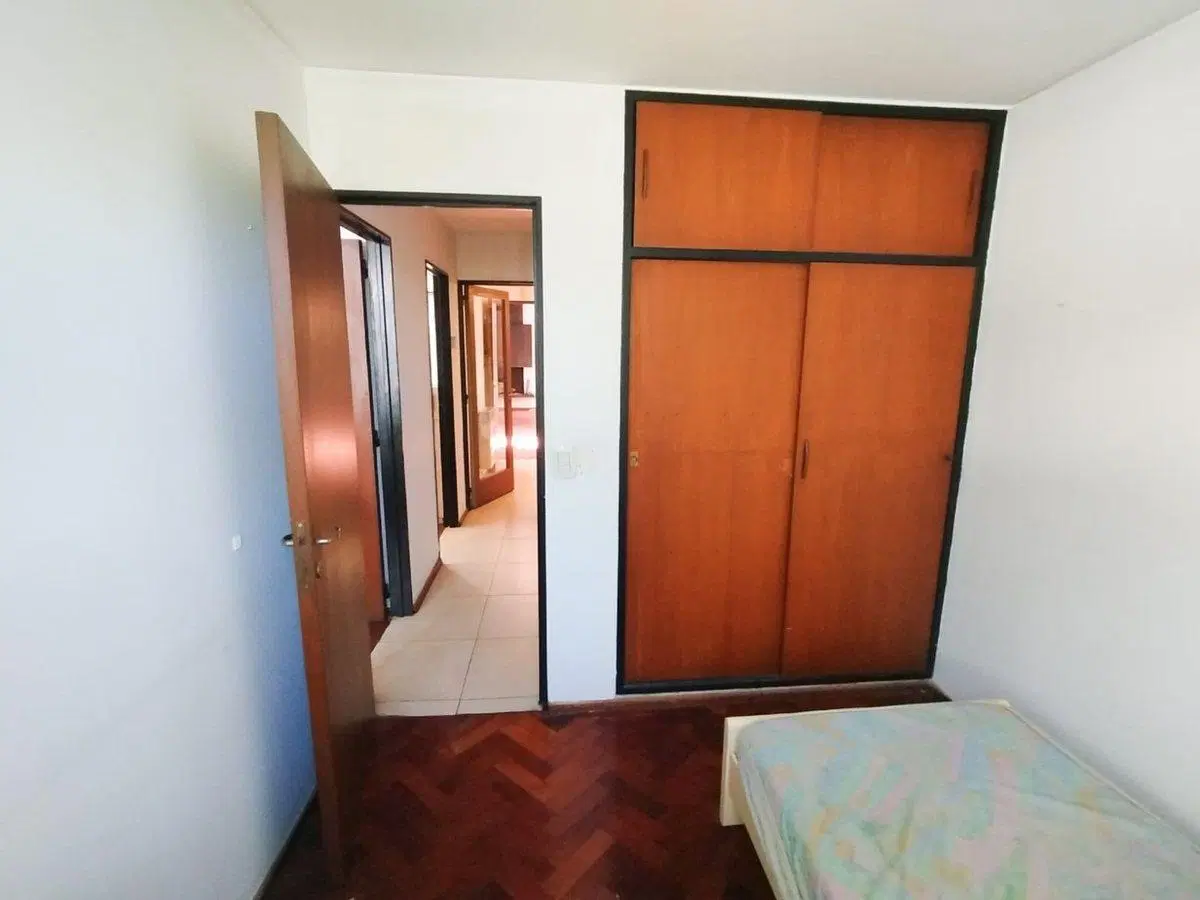 Casa en Venta: Excelente Ubicación en 6° Sección 4