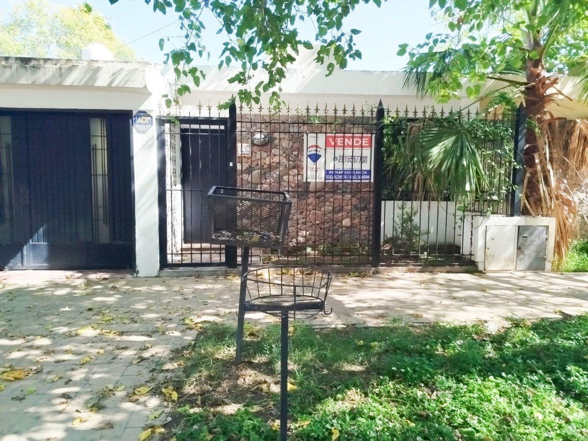 Casa en Venta: Excelente Ubicación en 6° Sección