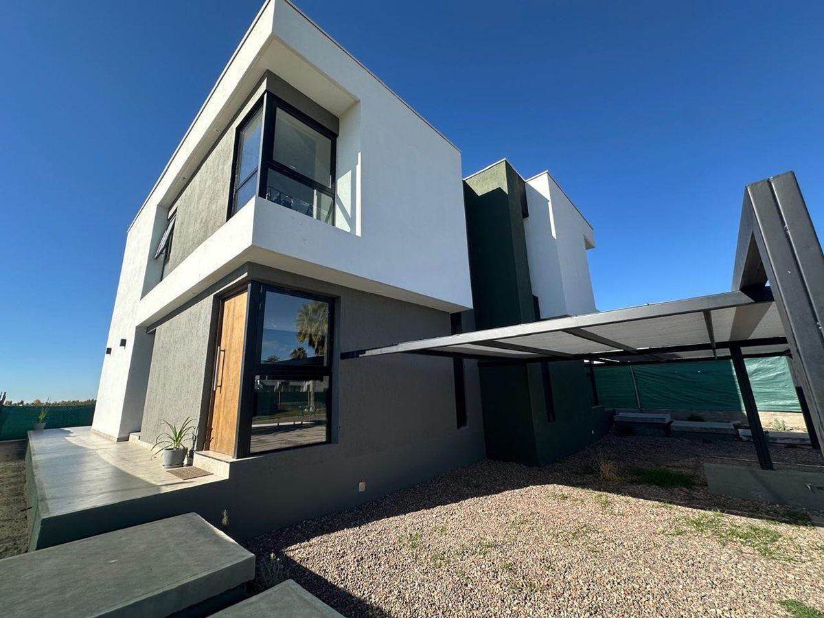 DUPLEX CIRO DE VIEYTES