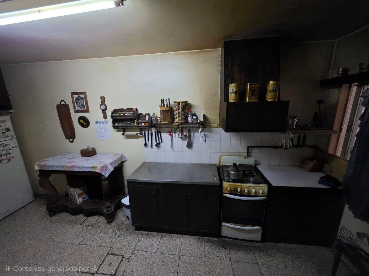 Venta de casa en Godoy Cruz, 6 ambientes 5