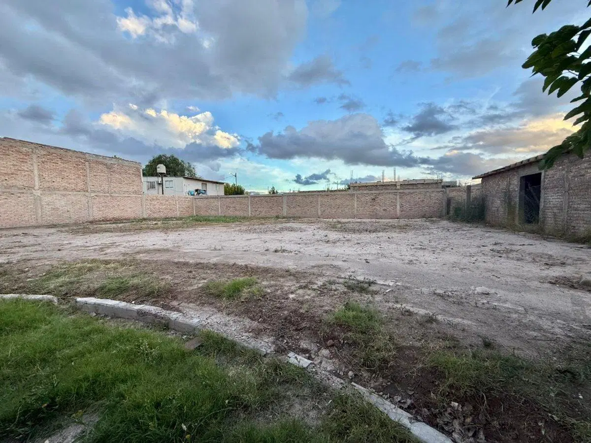 LOTE EN VENTA – BARRIO CERRADO SHARBELL 1 | MAIPÚ 4