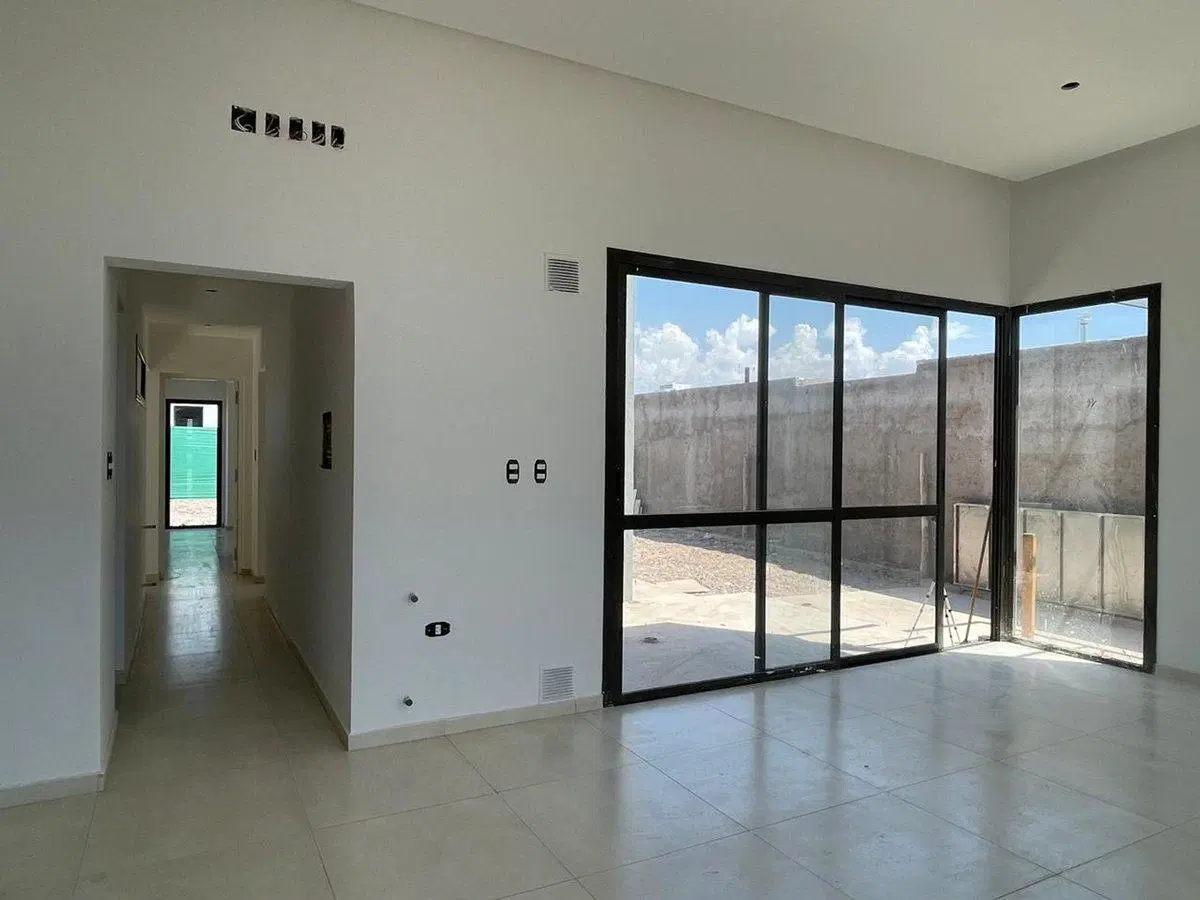 Casa con entrega en 60 dias Bº La Quebrada - Lujan 4