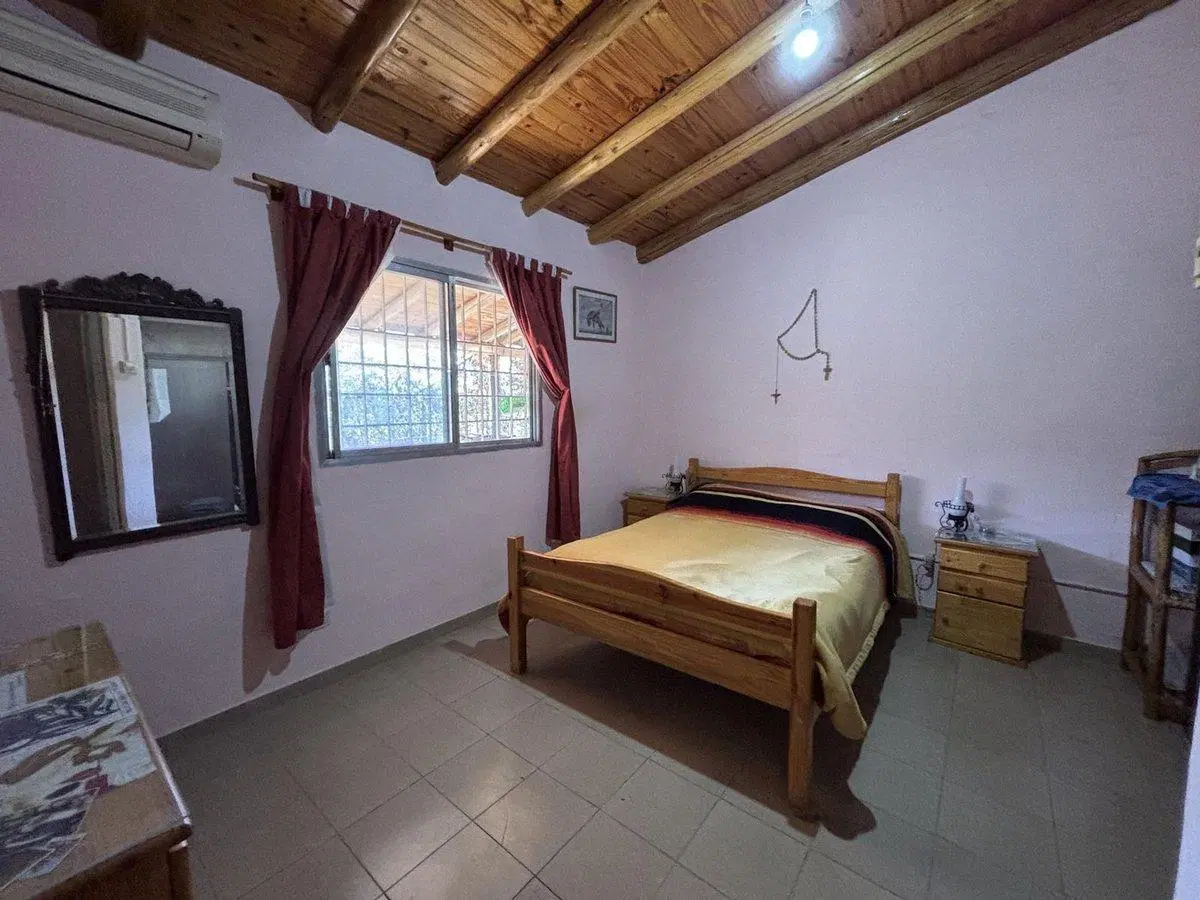 VENTA CASA QUINTA C/PILETA Y FRUTALES-RAMA CAIDA 5