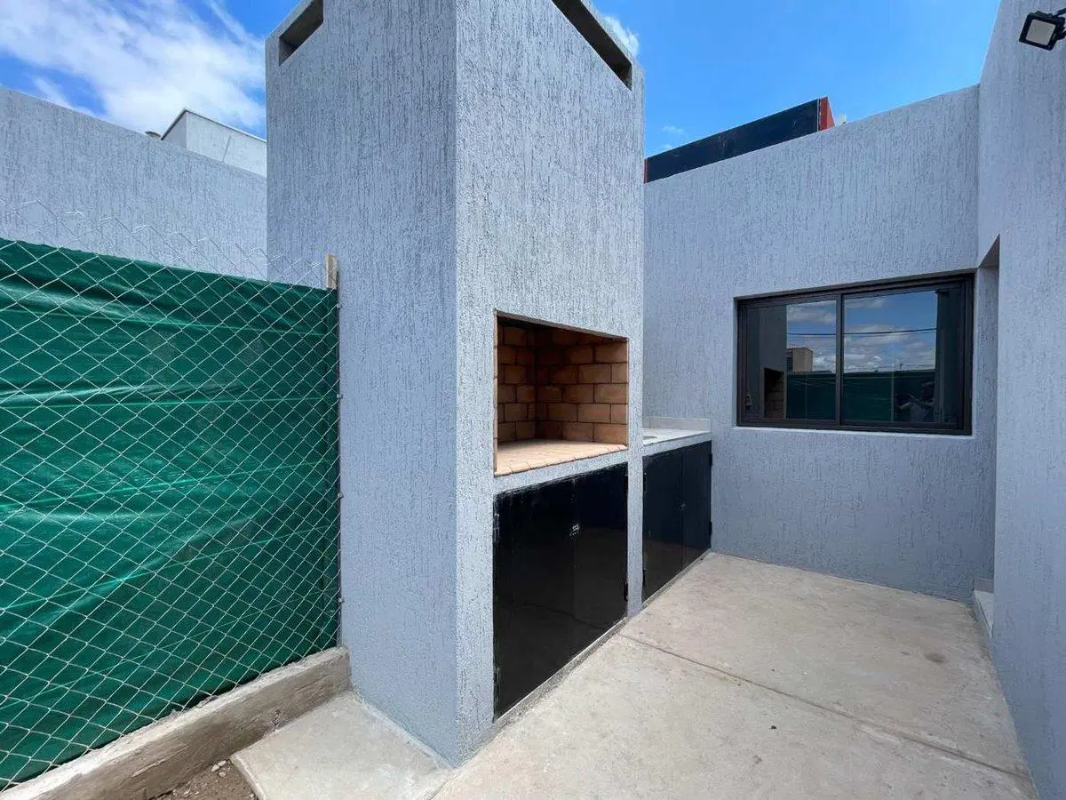 VENTA - CASA Bº PRIVADO 2 HABITACIONES - MAIPU 4