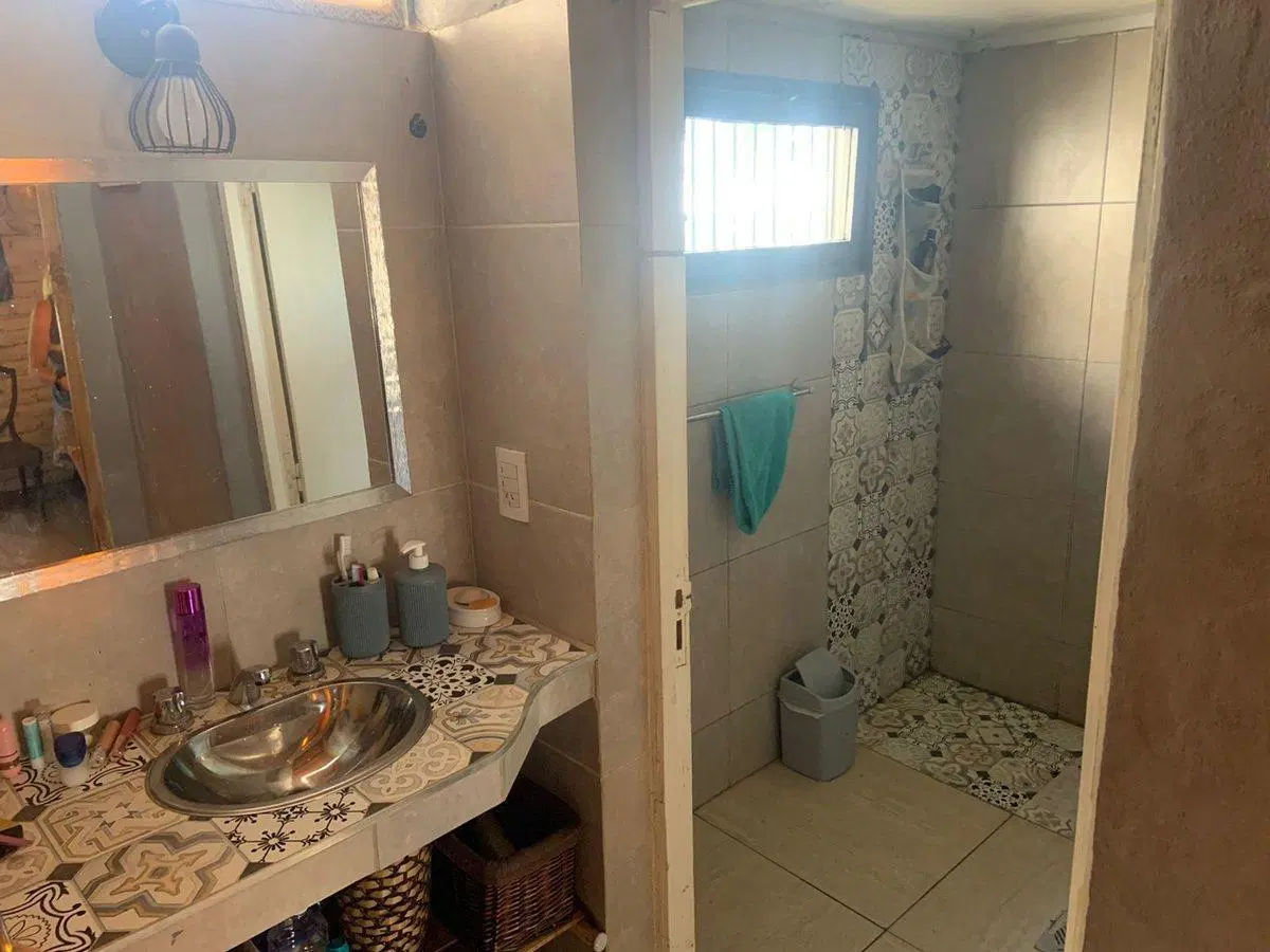 En venta casa con quincho y piscina 5