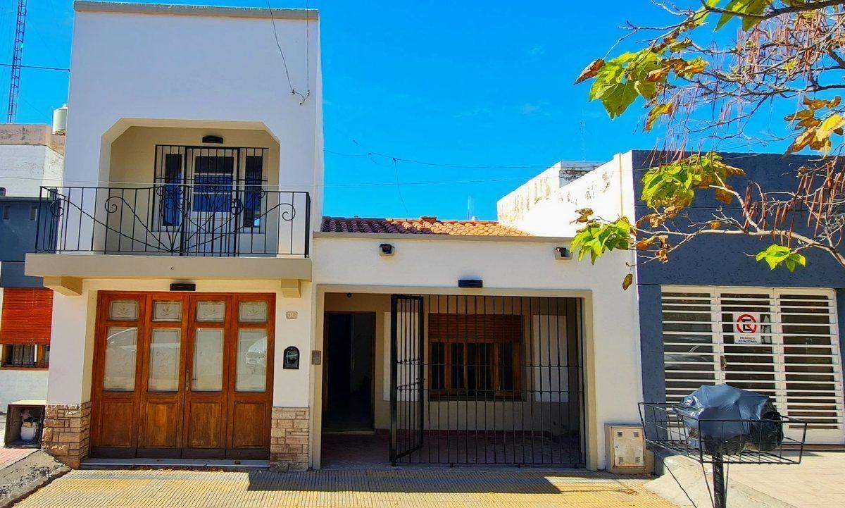 VENTA MUY LINDA CASA CENTRICA SAN RAFAEL