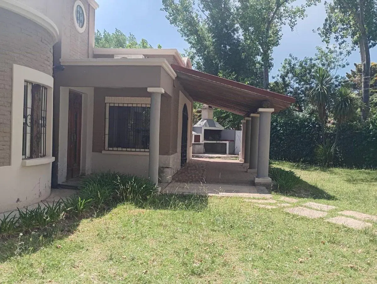 Venta Casa B° Privado Solares de Gabrielli Lujan 4