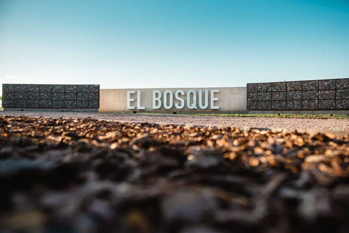 Lote en Barrio  El Bosque con excelentes amenities 4