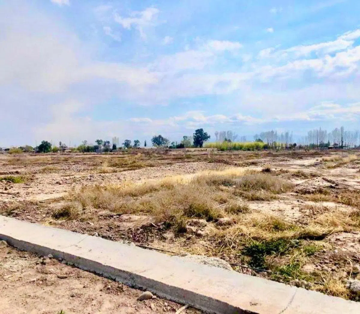 Lote en Barrio  El Bosque con excelentes amenities 3