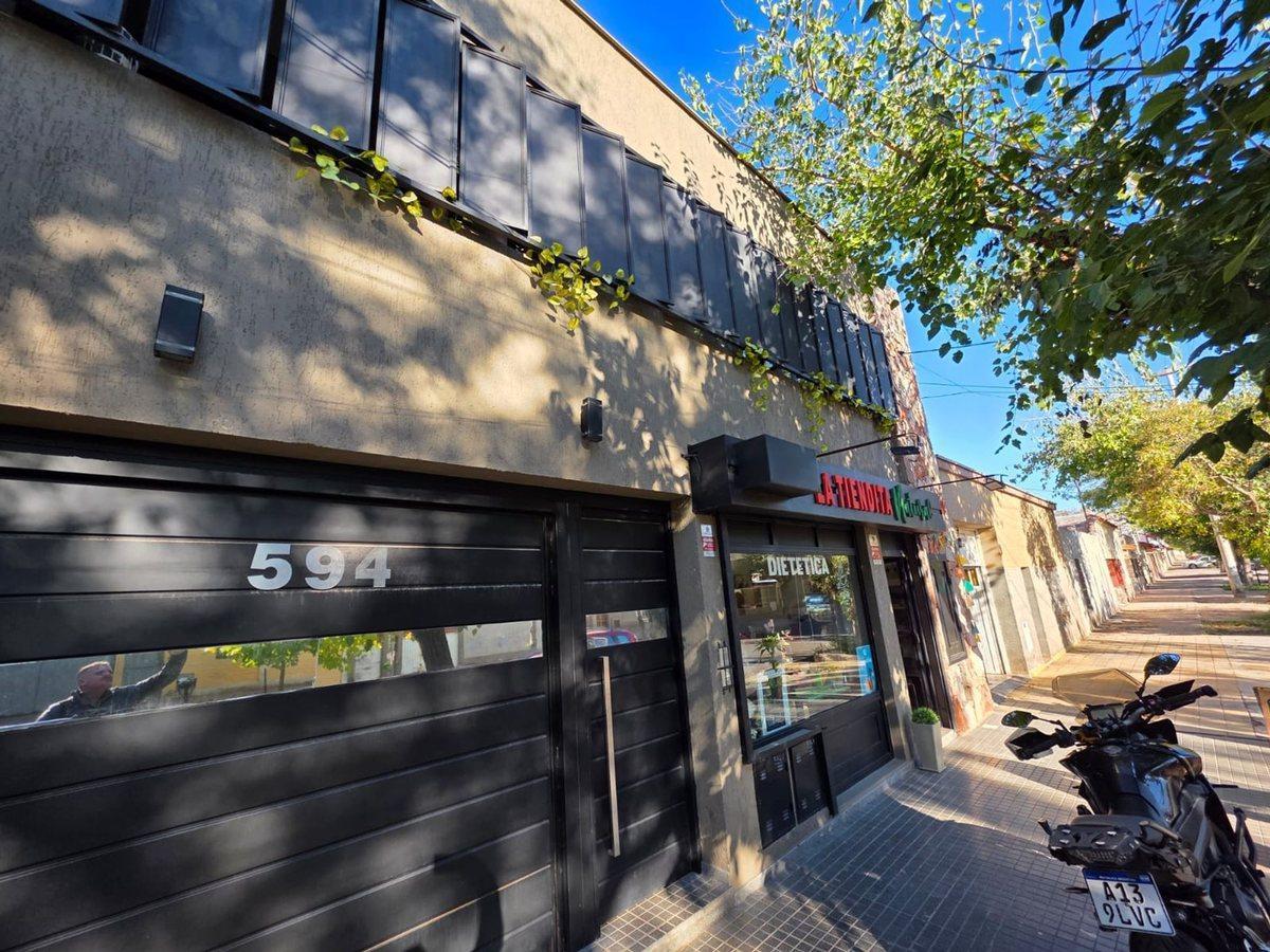 Alquiler de oficina amoblada en Dorrego