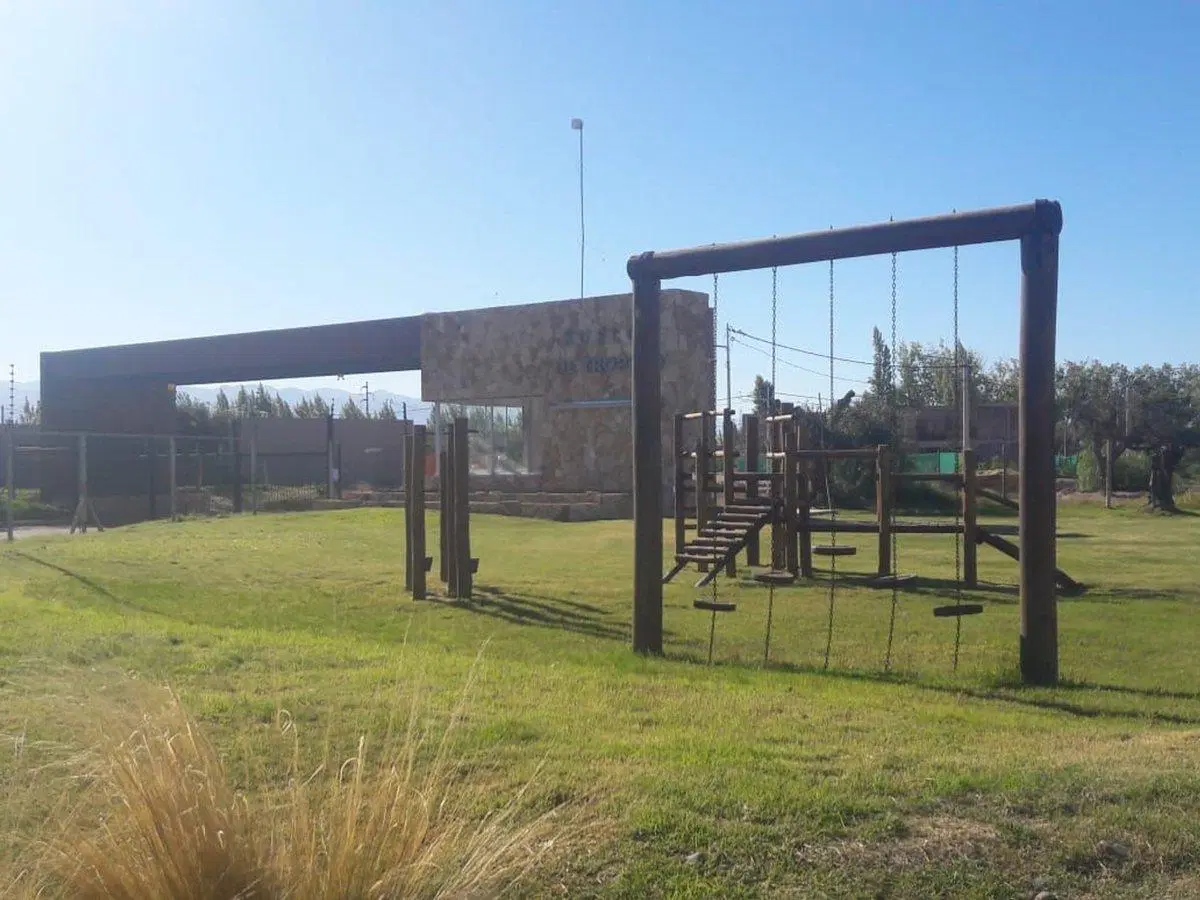 Lote en venta Barrio Privado Coquimbito Maipu 3