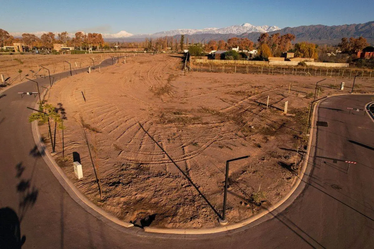 Terreno en venta en Qvattro Viamonte – Luján 4