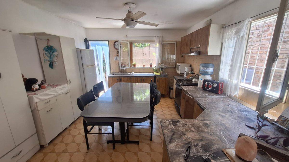 Foto de Venta casa más dpto Apta Credito en Las Heras, imagen 4