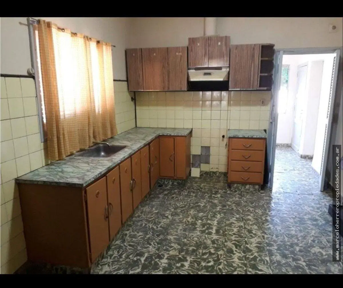CASA AMPLIA LA COLONIA JUNÍN 4