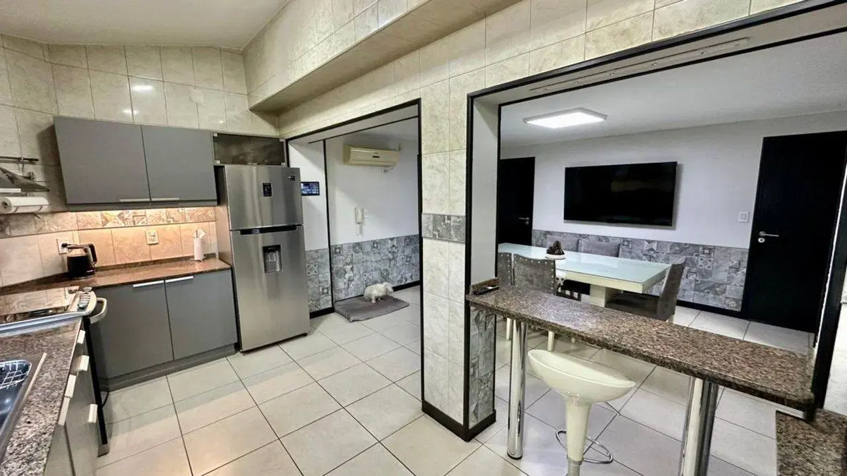 Venta de casa en Ciudad de Mendoza 2
