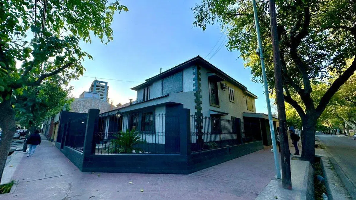 Venta de casa en Ciudad de Mendoza 3