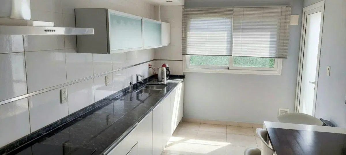 VENTA CASA DE CATEGORÍA B° LAS LAVANDAS SAN RAFAEL 4