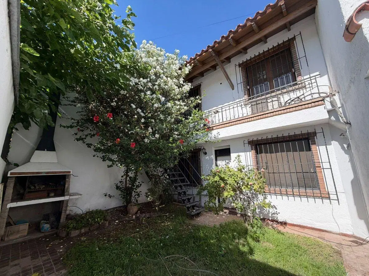 CASA EN VENTA MENDOZA 5