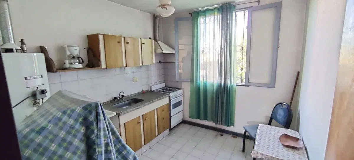 VENTA CASA + DEPARTAMENTO GUAYMALLÉN 4