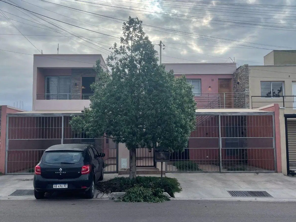 DPTO EN ALQUILER GUAYMALLEN 4