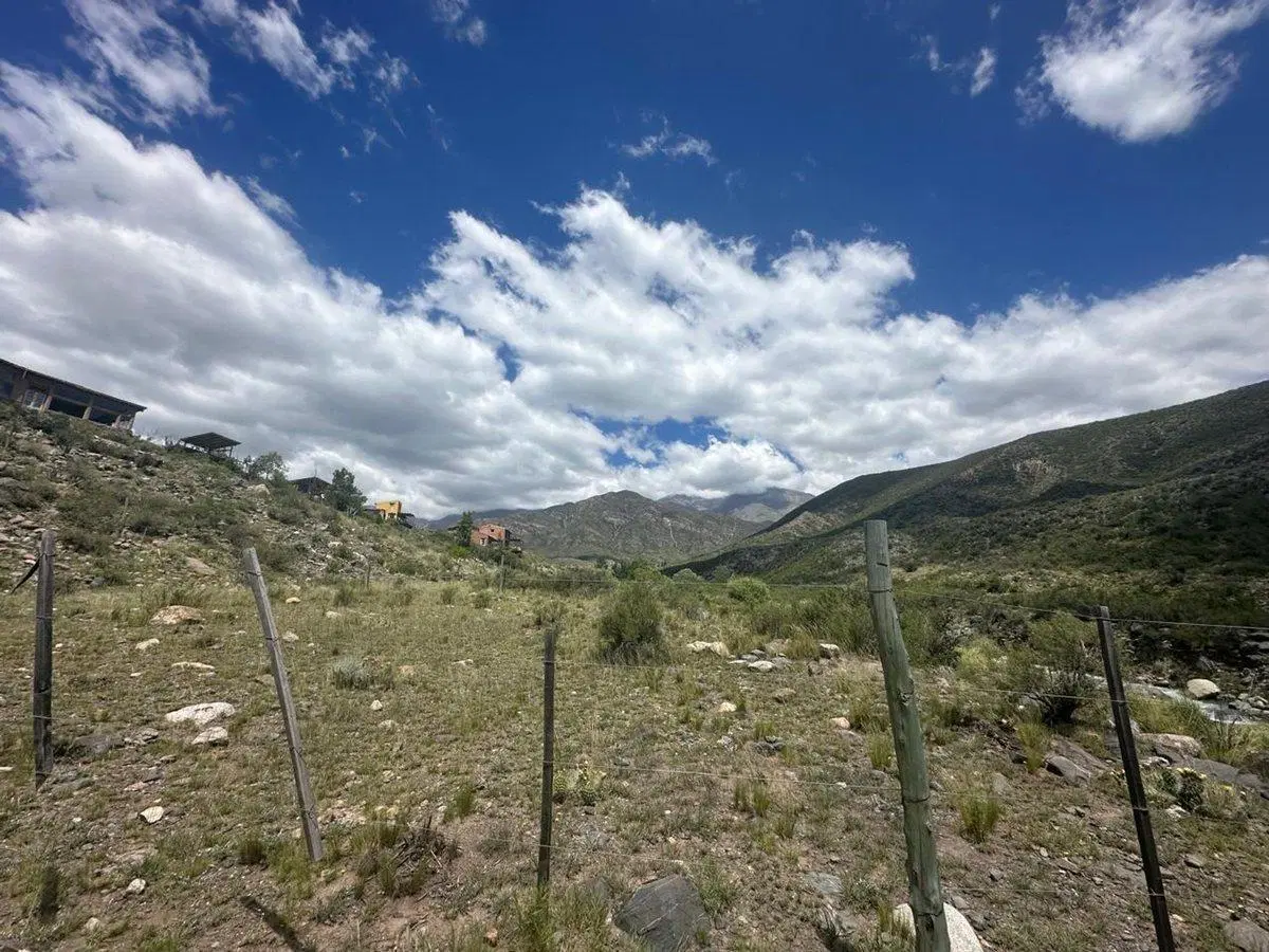 LOTE EN VENTA POTRERILLOS MENDOZA 4
