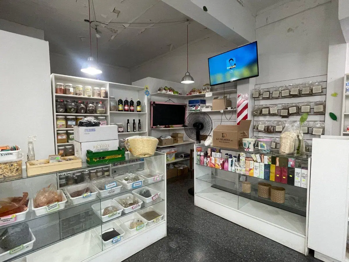 LOCAL COMERCIAL SOBRE CALLE SAN MARTIN - CIUDAD 2