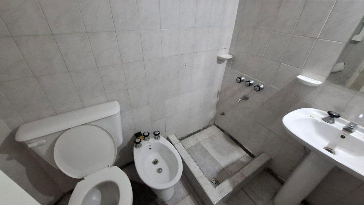 Foto de Departamento dos dormitorios planta baja con patio, imagen 4
