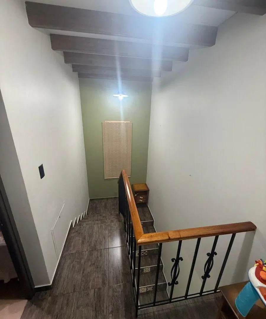 EXCLUSIVA CASA BARRIO TERRUÑOS ARAOZ 2 4